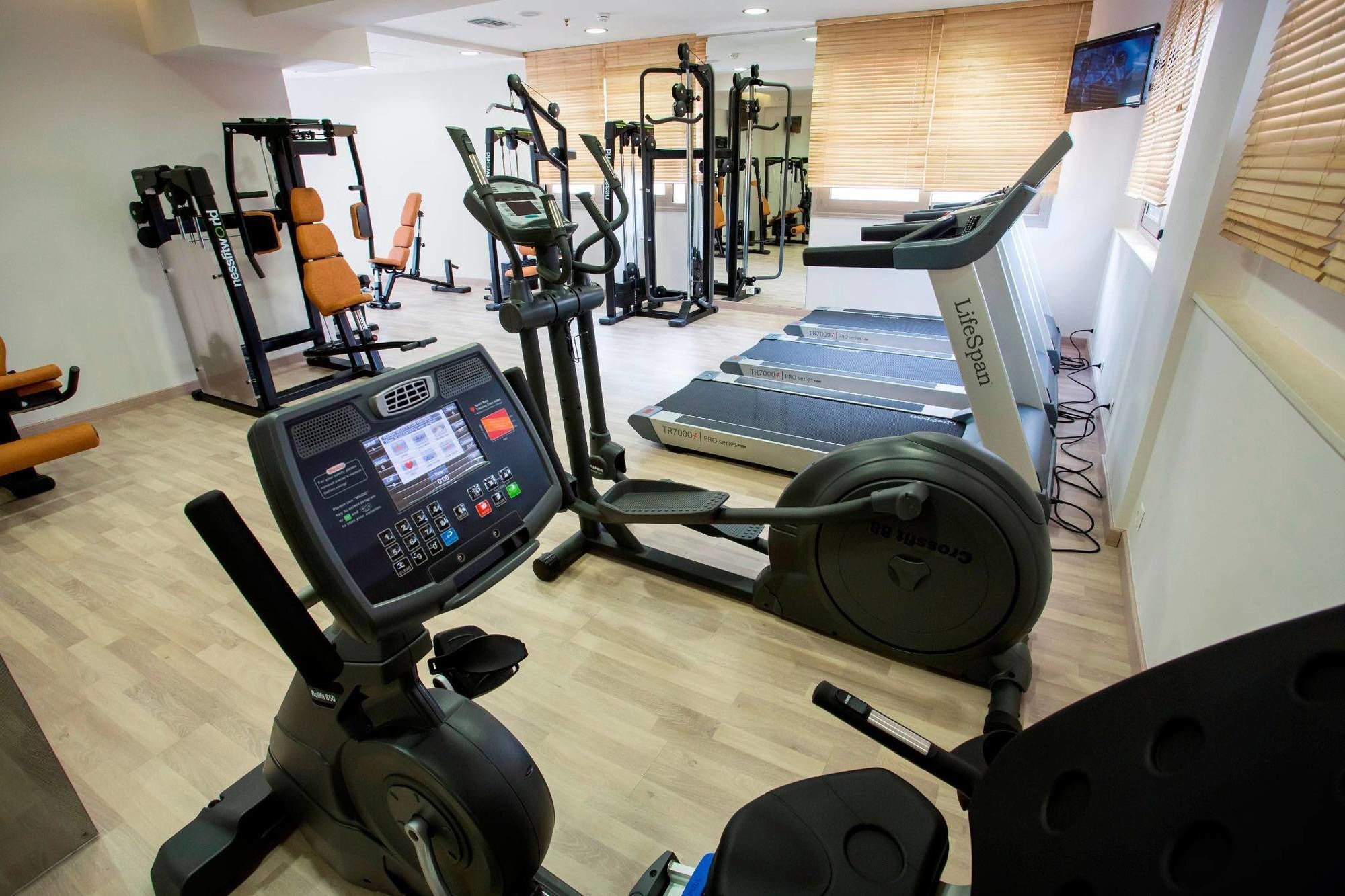 Calma Hotel & Spa Кастория Экстерьер фото
